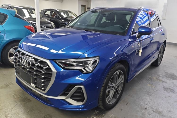 Used Audi Q3 2021 40 TFSI Fashion Dynamic Model