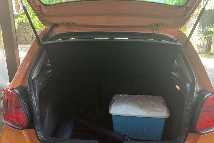 Used Volkswagen Polo 2012 1.6L Cross Polo Automatic Transmission
