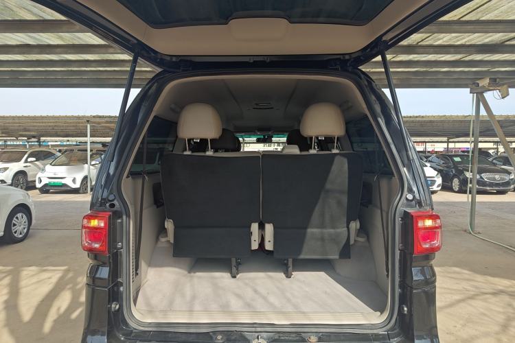 Used FORTHING Lingzhi 2018 M5L 1.6L 7-Seater Luxury Model