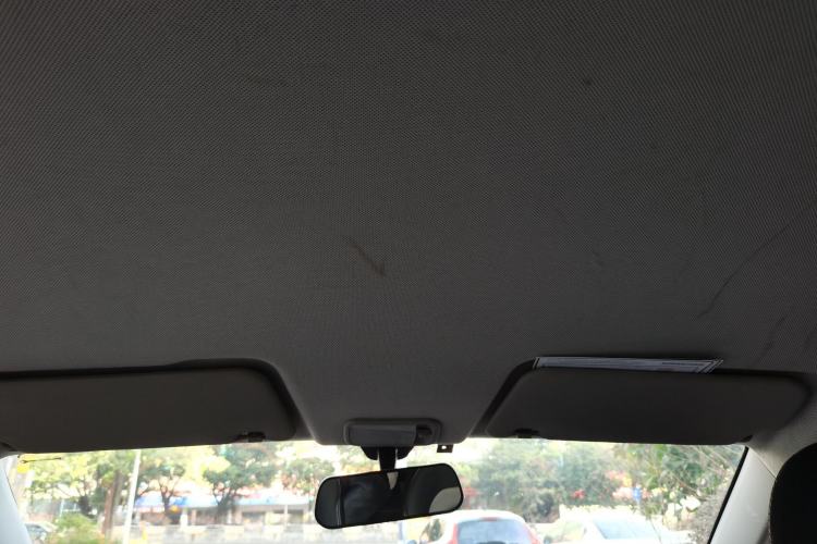 Used Wuling Hongguang 2019 1.5L S Basic Version China VI Standard LAR
