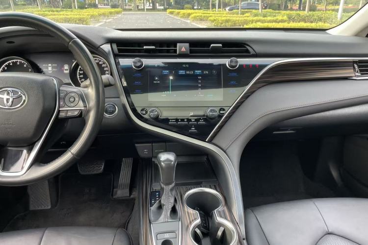 Used Toyota Camry 2019 2.0G Luxury Edition China VI Standard

