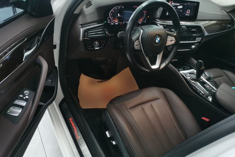 Used BMW 5 Series 2020 525Li Luxury Package
