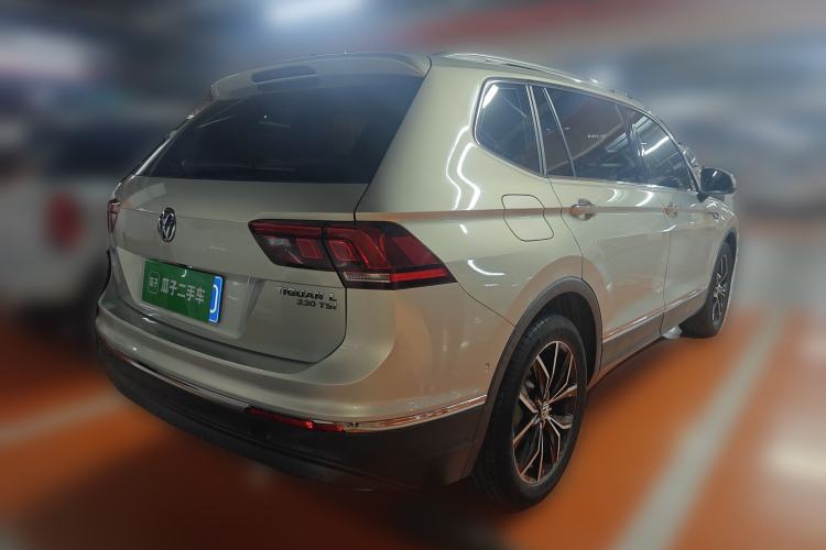 Used Volkswagen Tiguan L 2019 330TSI Automatic Two-Wheel Drive Smart Luxury Version China VI Standard
