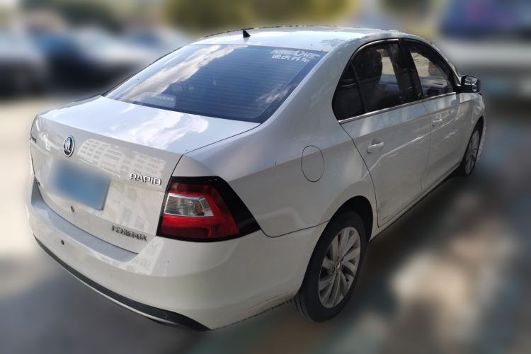 Used Skoda Rapid 2018 1.6L Automatic Comfort Edition
