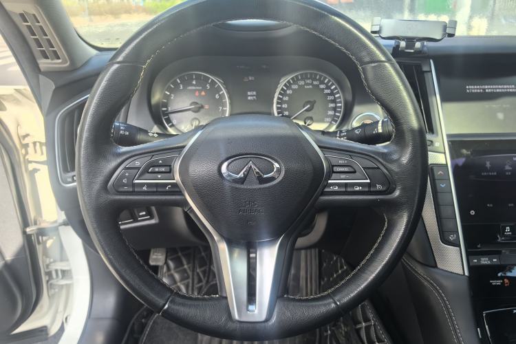 Used Infiniti Q50L 2018 2.0T Enjoyment Edition China V standard