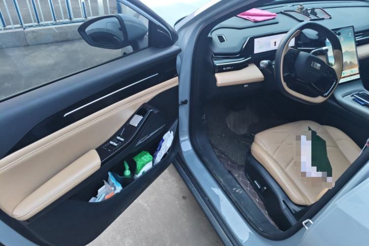 Used  L6 2024 125km PLUS Dragon Edition
