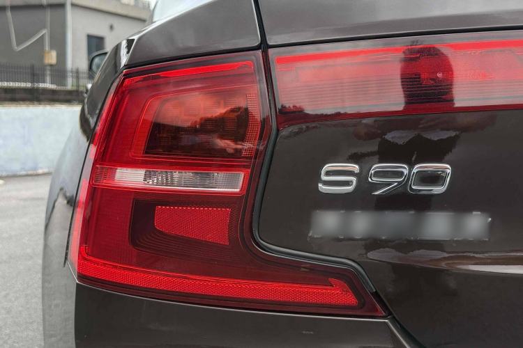 Used Volvo S90 2020 T5 Zhiyi Luxury Edition
