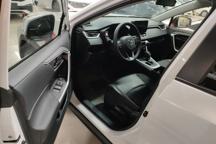 Used Toyota RAV4 2023 2.0L CVT Two-Wheel Drive Urban Edition
