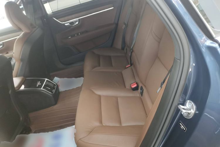 Used Volvo S90 2022 B5 Zhiyuan Luxury Edition
