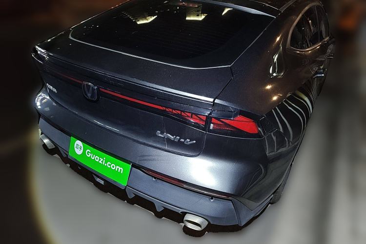 Used Changan UNI-V 2023 1.5T Prestige Model
