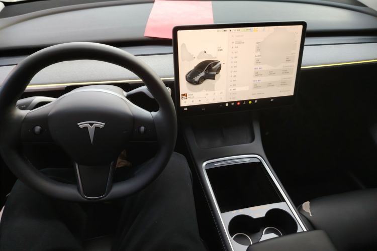 Used Tesla Model Y 2024 Rear-Wheel-Drive Version
