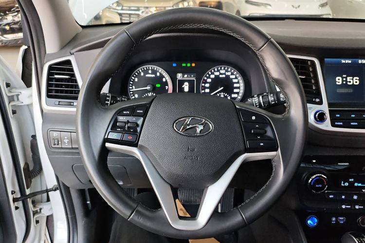 Used Hyundai Tucson 2018 1.6T Dual-Clutch Two-Wheel Drive 15th Anniversary Special Edition
