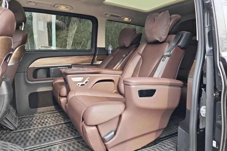 Used Mercedes-Benz V-Class 2021 V 260 L Long-wheelbase Luxury Edition