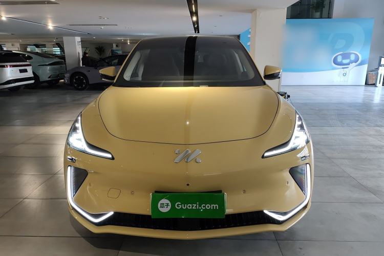 Used  LS7 2023 100kWh Lux Rear-Drive Version
