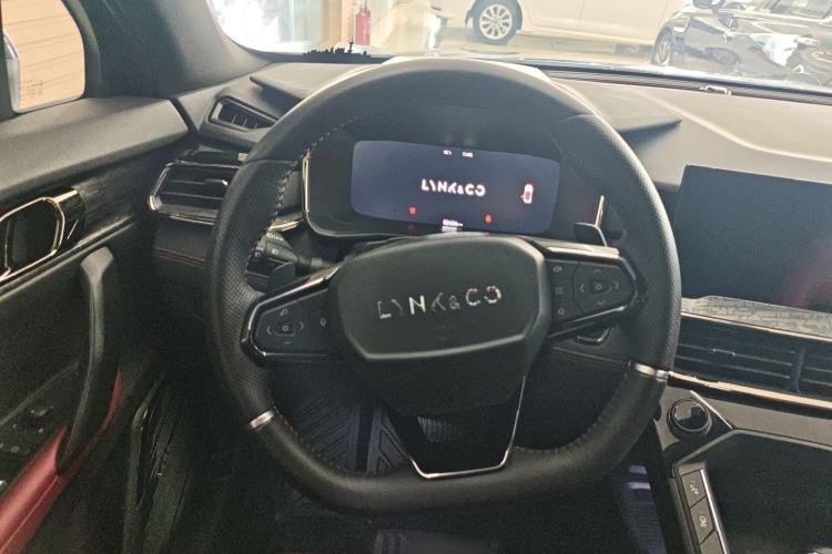 Used Lynk & Co 06 2020 1.5T JinPro model
