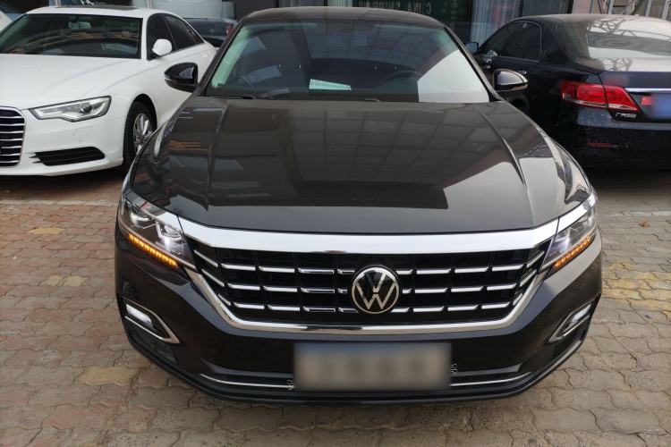 Used Volkswagen Passat 2020 Revised Version 330TSI Luxury Edition China VI Standard
