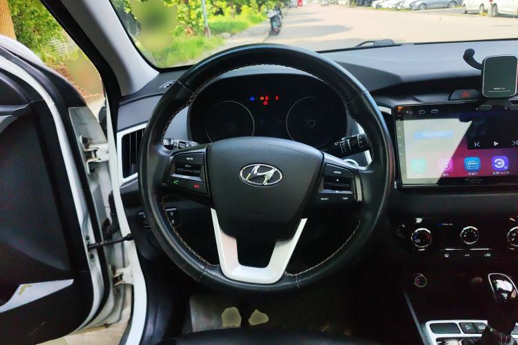 Used Hyundai ix25 2017 1.6L Automatic Smart Version
