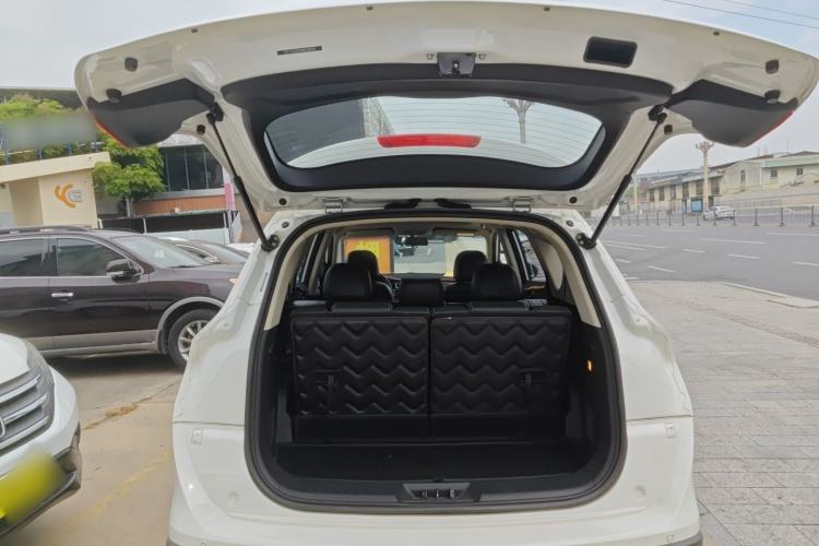 Used Dongfeng Fengon 580 2017 1.8L Manual Comfort Model
