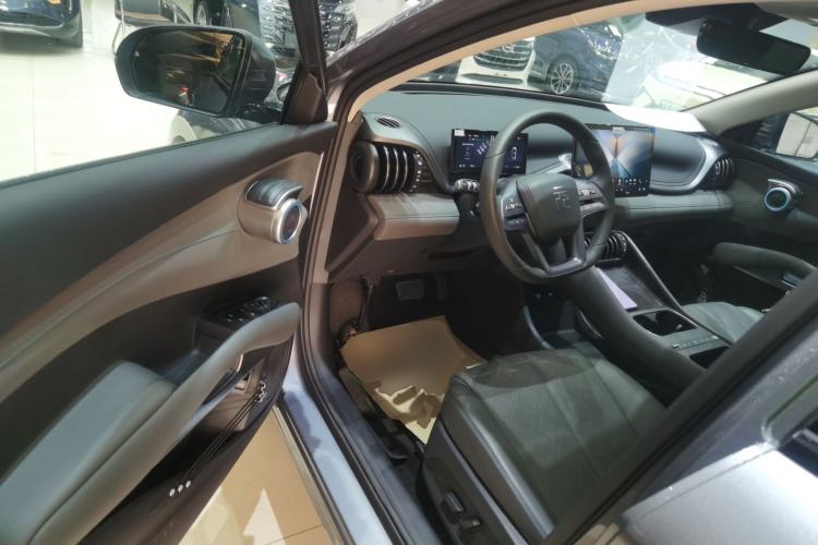 Used BYD Yuan PLUS 2025 Intelligent Driving Version 510 KM Beyond-Grade Edition
