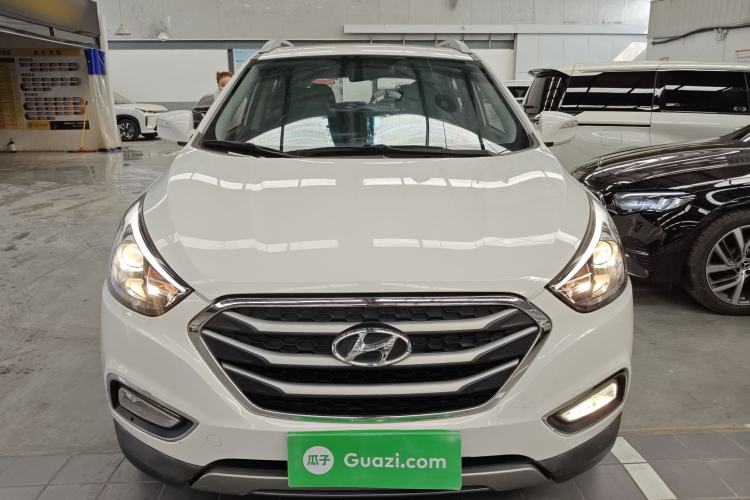 Used Hyundai ix35 2015 2.0L Automatic 2WD Smart Type China IV
