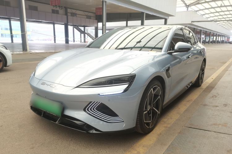 Used BYD Seal 2022 700 km Long-Range Rear-Wheel-Drive Version