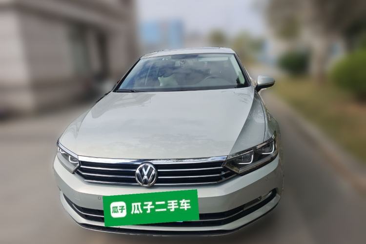 Used Volkswagen Magotan 2019 330TSI DSG Leading Model China VI Standard