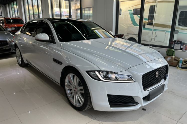 Used Jaguar XFL 2020 XFL 2.0T P200 Two-Wheel-Drive Rally Flag Edition
