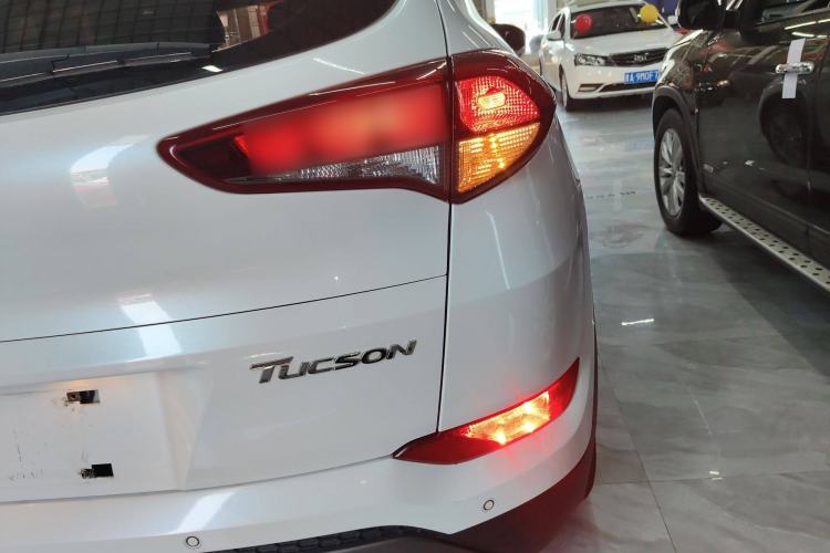 Used Hyundai Tucson 2015 1.6T Dual-Clutch Two-Wheel-Drive Smart Model
