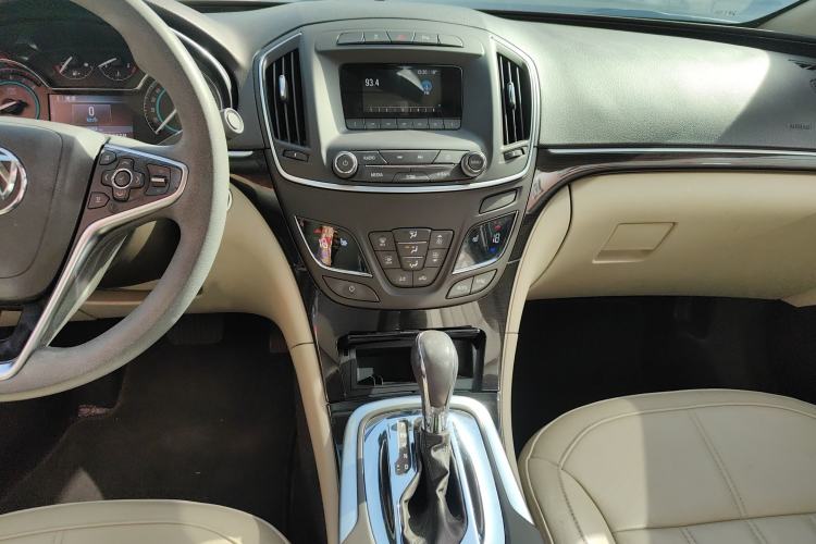 Used Buick Regal 2015 2.0L Elite Fashion Edition