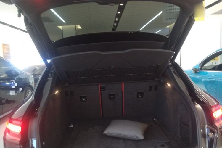 Used Porsche Macan 2020 Macan 2.0T
