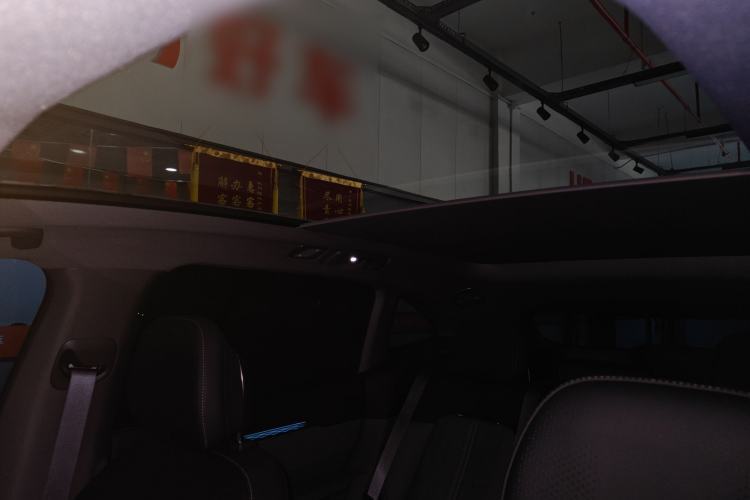 Used Zeekr 7X 2025 100 kWh Long-Range Rear-Wheel Drive with Intelligent Driving Features