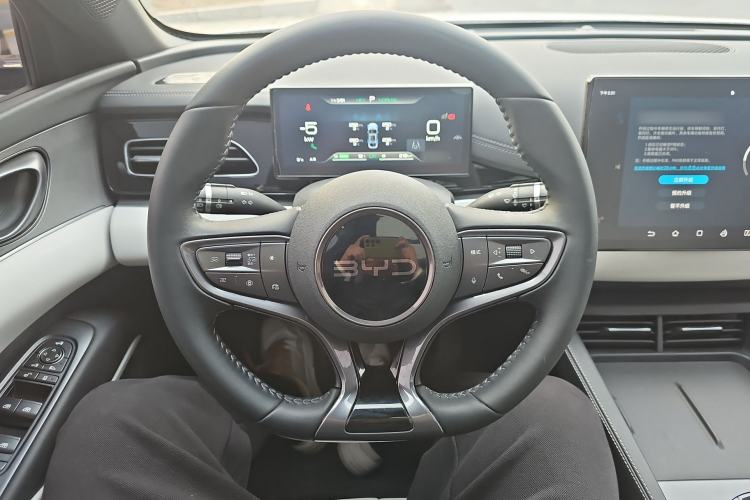 Used BYD Seal 06 New Energy 2024 DM-i 120KM Luxury Model