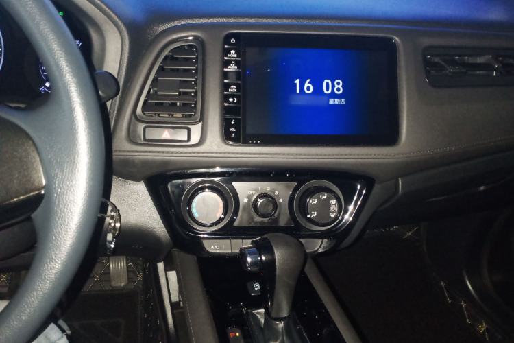 Used Honda Vezel 2020 1.5L CVT Pioneer Edition
