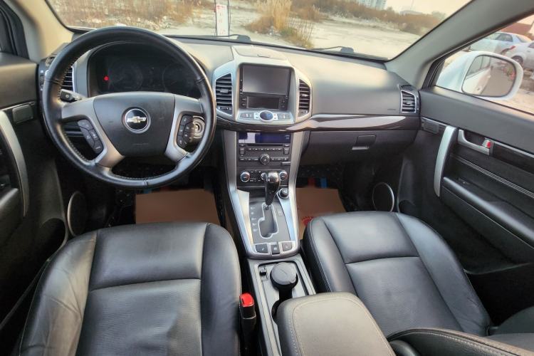 Used Chevrolet Captiva 2014 2.4L 4x4 Flagship Edition 7 Seats