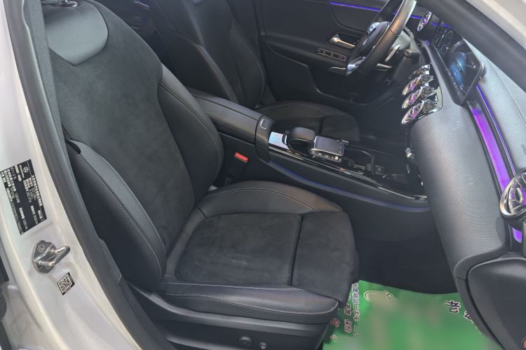 Used Mercedes-Benz A-Class 2020 Restyled A 200 L Sport Sedan Fashion Version
