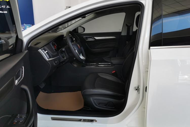 Used Roewe i6 2020 PLUS 1.6L CVT 4G Connected Glory Flagship Edition