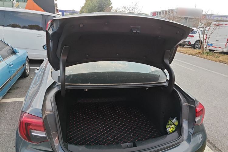 Used Buick Regal 2019 20T Luxury Model China VI Standard