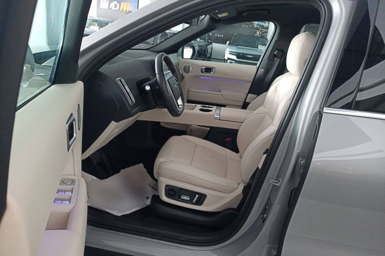 Used Li Auto L9 2022 Max model