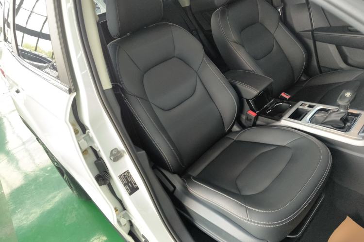 Used Bestune X40 2019 1.6L Automatic Luxury Edition China VI
