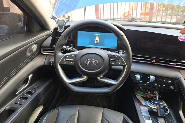 Used Hyundai Elantra 2021 1.5L CVT TOP Flagship Edition
