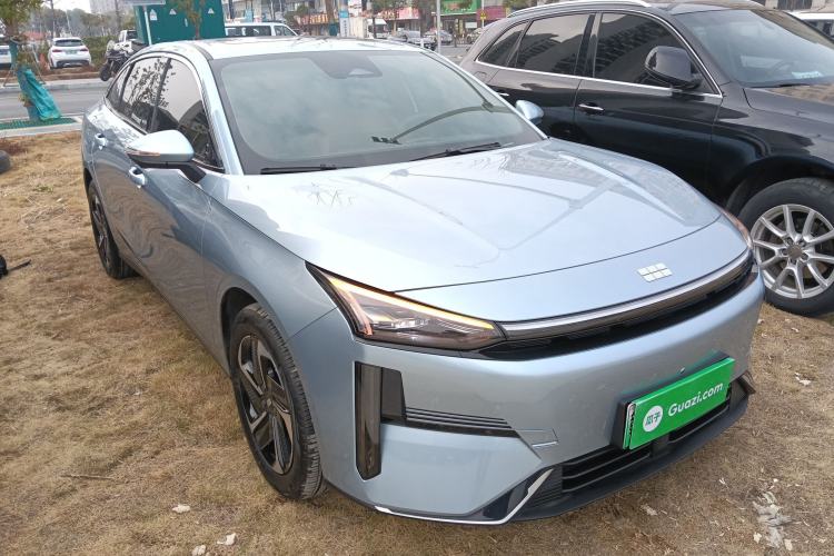 Used  L6 2025 EM-i 140km Starship Edition