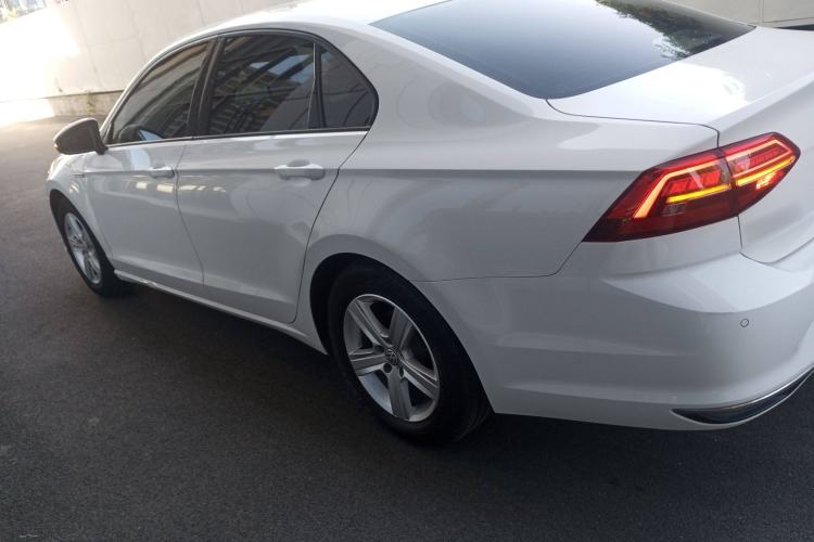 Used Volkswagen Lamando 2019 230TSI DSG Fashion Edition China V Standard
