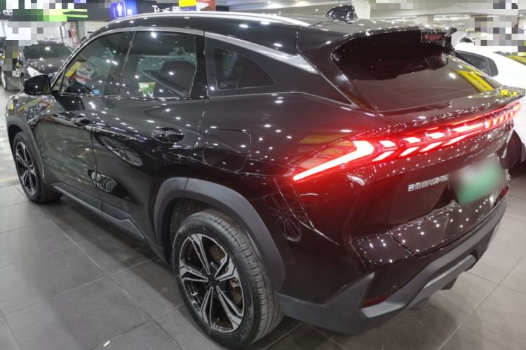 Used  L7 2023 1.5T 115 km Starship