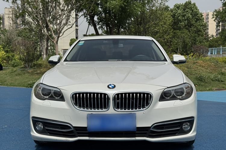 Used BMW 5 Series 2014 525Li Leading Model

