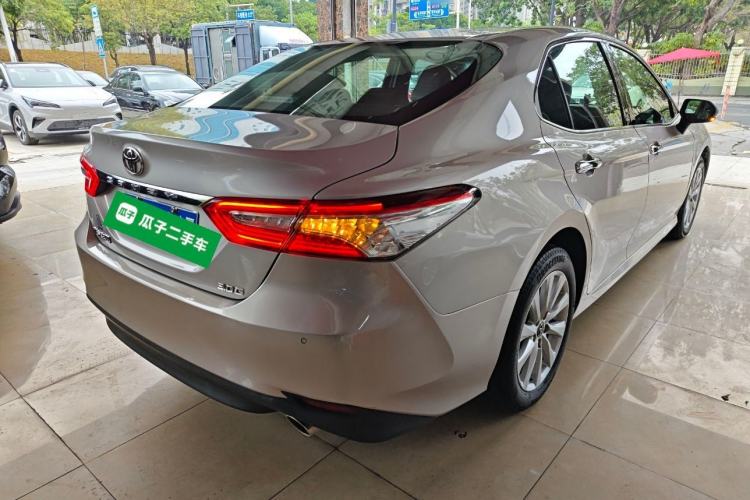 Used Toyota Camry 2019 2.0G Luxury Edition China VI Standard