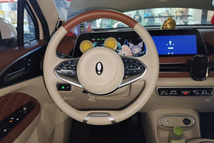 Used ORA Good Cat 2023 401 km Standard Range Prestige Version Lithium Iron Phosphate
