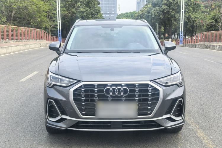 Used Audi Q3 2021 35 TFSI Progressive Dynamic Edition
