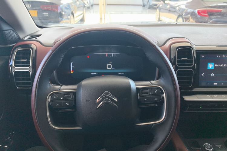 Used Citroen C5 AIRCROSS 2017 350THP Luxury Model
