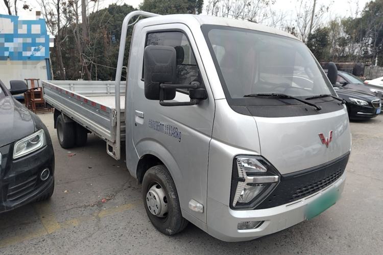 Used Wuling Dragon Truck 2023 2.0L Comfort Version
