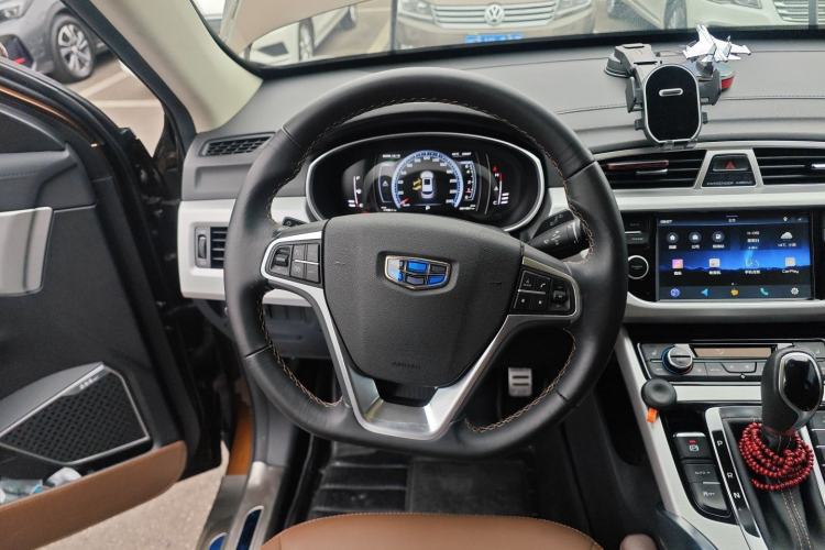 Used Geely Auto Emgrand X7 Sport 2016 1.8TD Automatic ZhiZun Version
